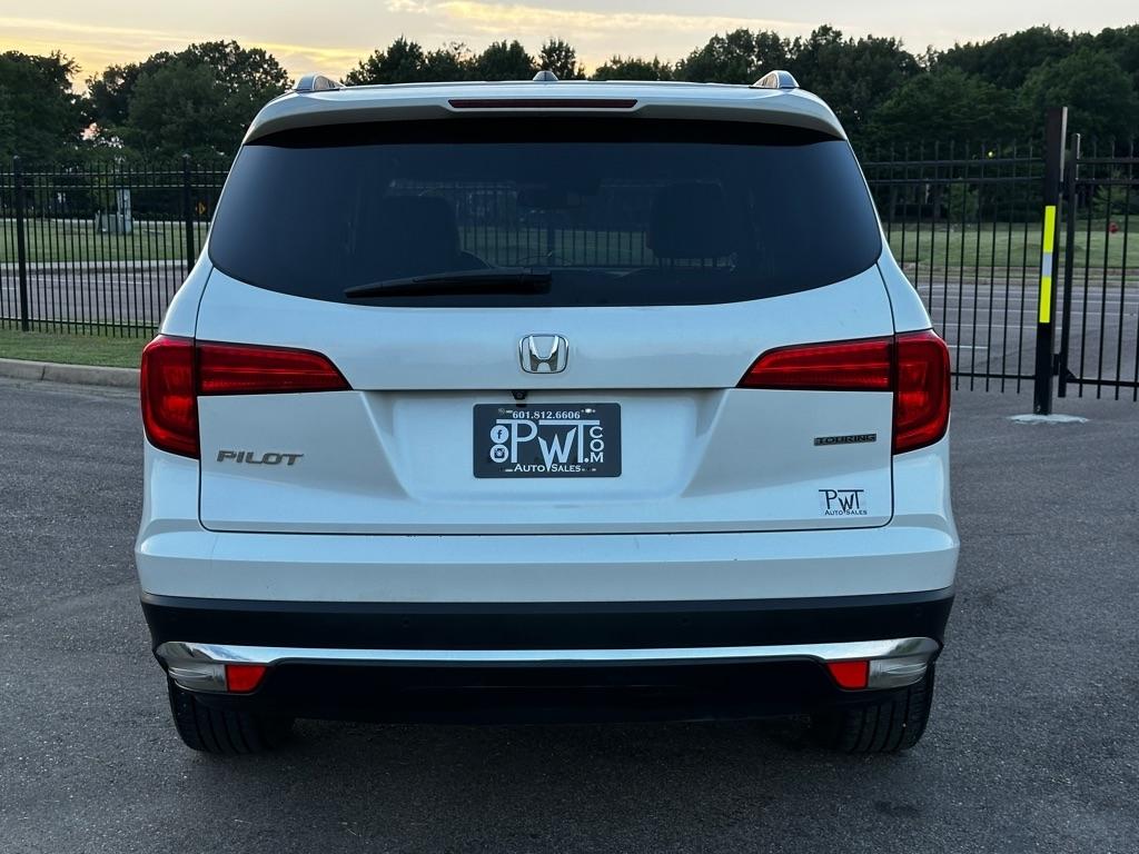 Honda Pilot Touring 2WD 2016