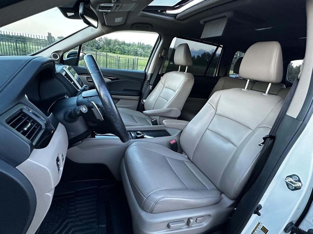 Honda Pilot Touring 2WD 2016