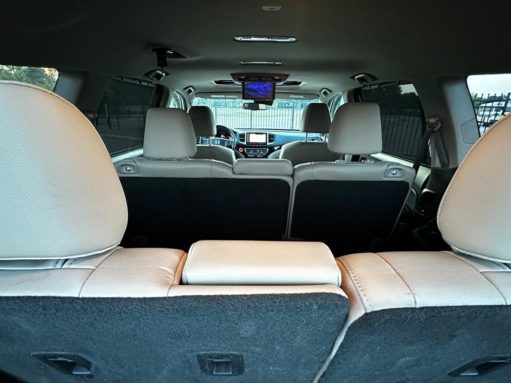 Honda Pilot Touring 2WD 2016