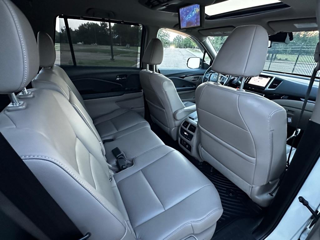 Honda Pilot Touring 2WD 2016