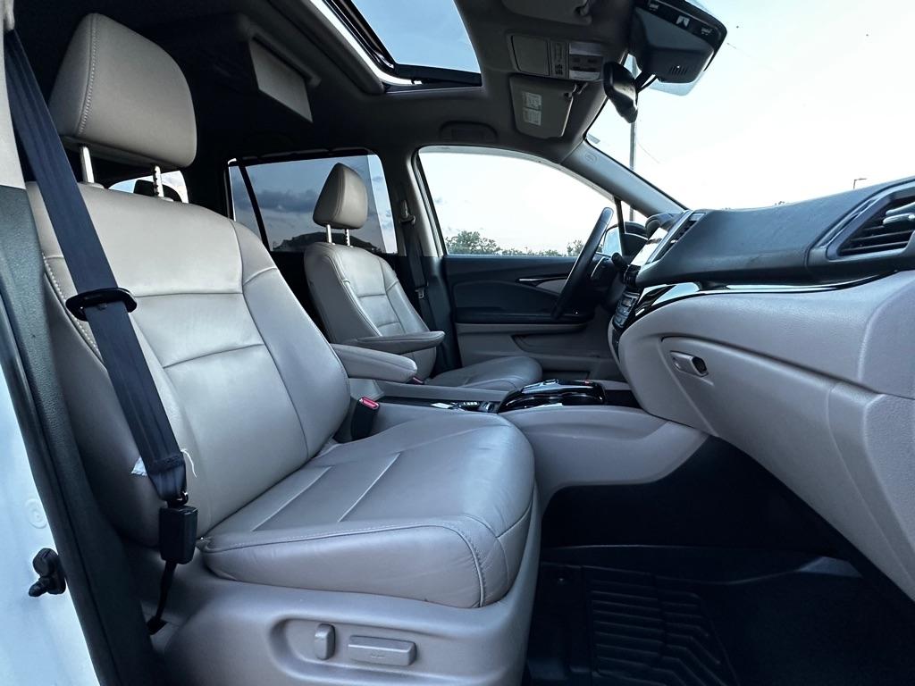 Honda Pilot Touring 2WD 2016