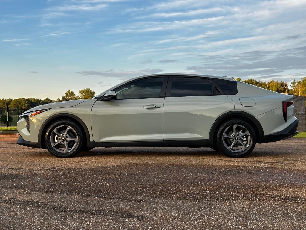 Kia K4 LXS 2026