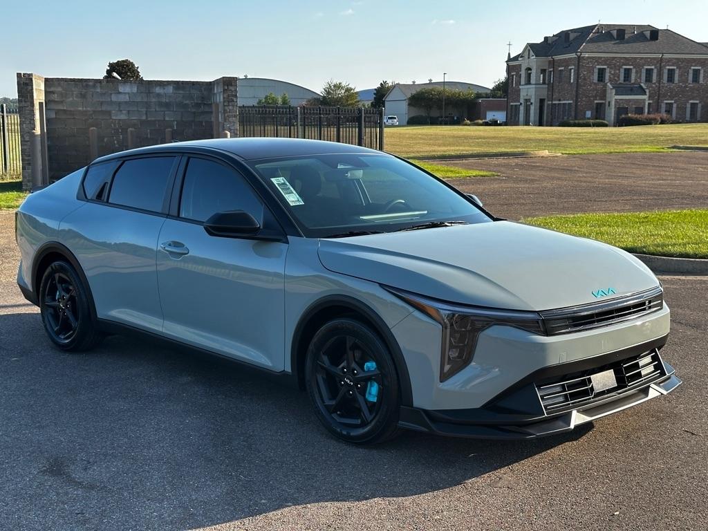Kia K4 LXS 2026