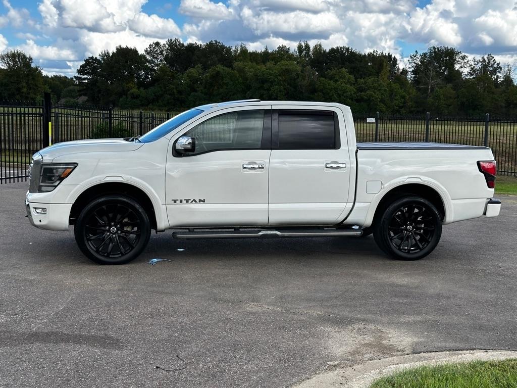 Nissan Titan Platinum Reserve Crew Cab 4WD 2021