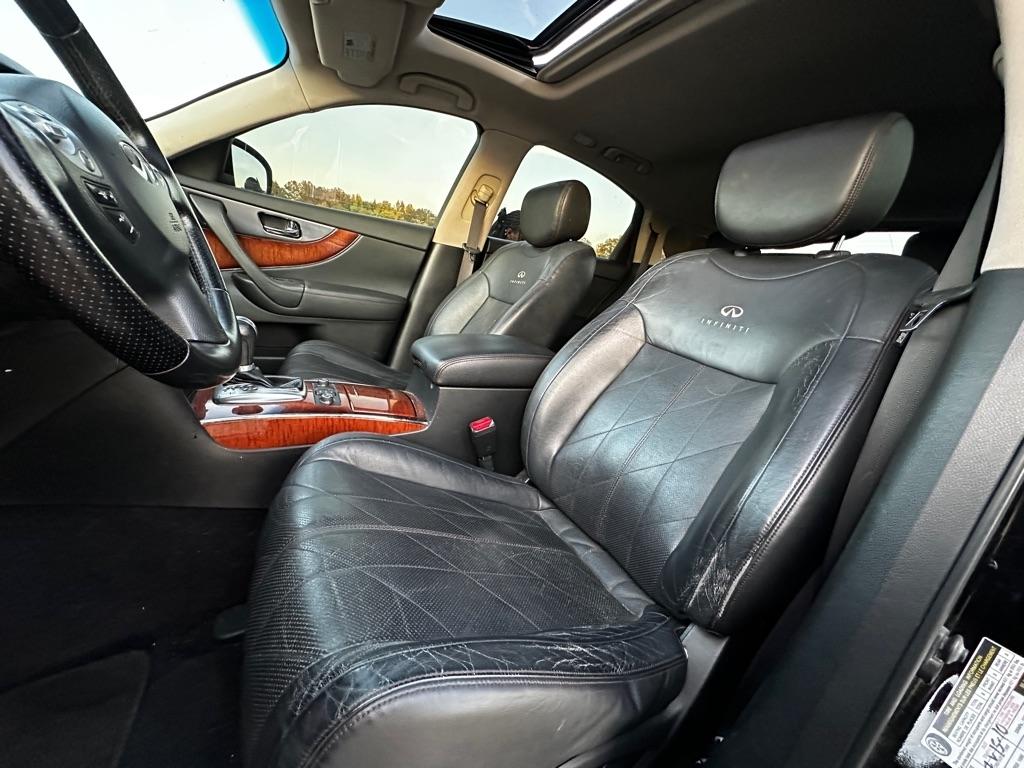 Infiniti FX FX35 2WD 2010