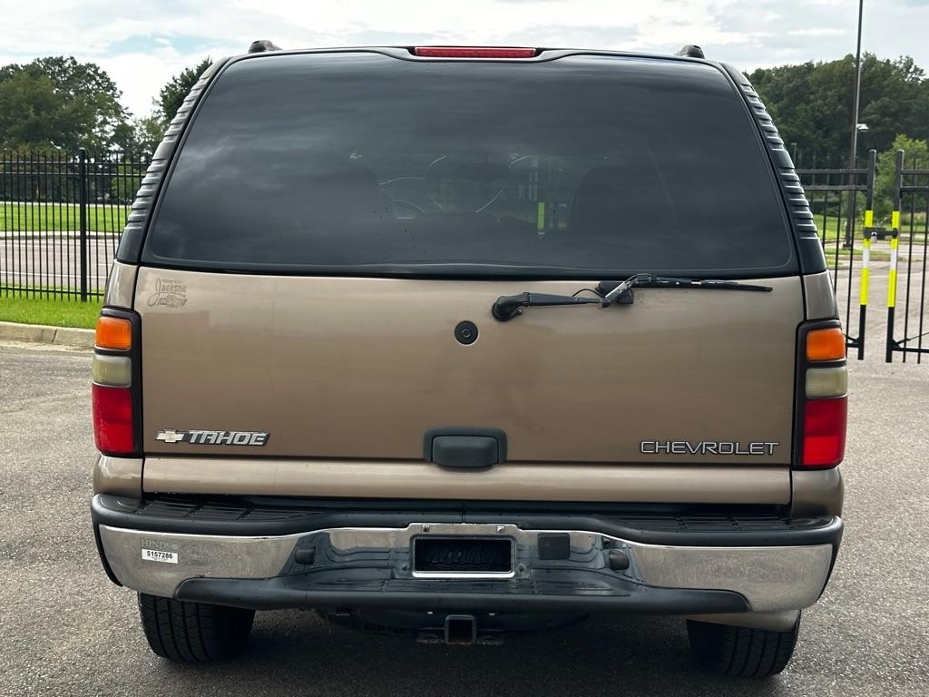 Chevrolet Tahoe 2WD 2004