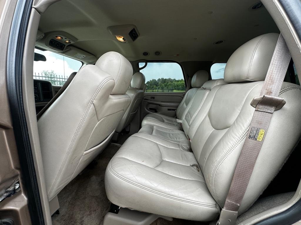 Chevrolet Tahoe 2WD 2004