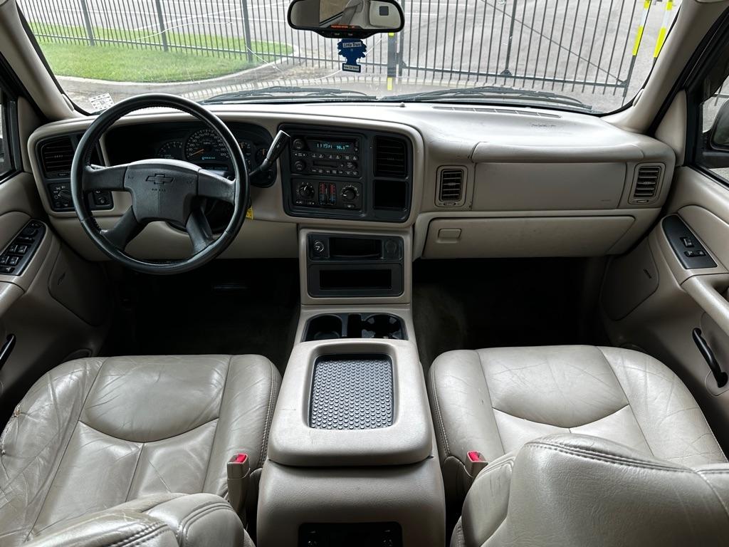 Chevrolet Tahoe 2WD 2004