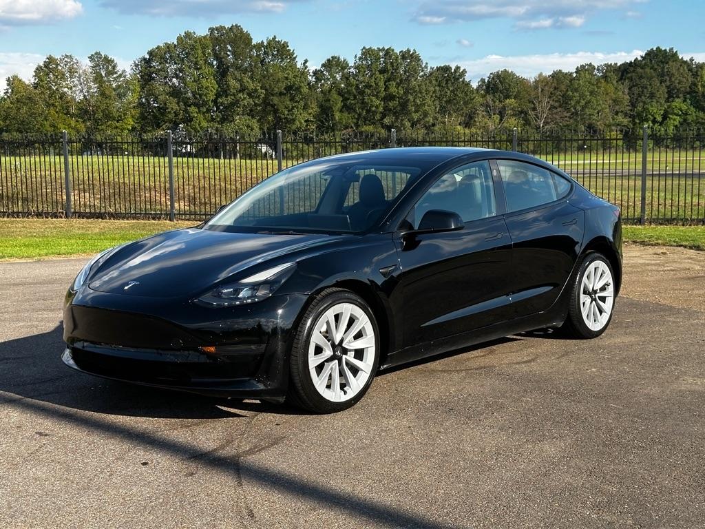 2022 Tesla Model 3 Standard Range Plus