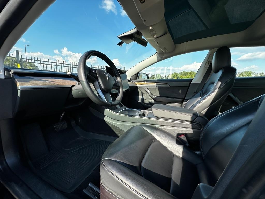 Tesla Model 3 Standard Range Plus 2022