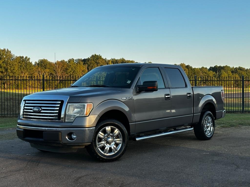 2011 Ford F-150 XL SuperCrew 5.5-ft. Bed 2WD