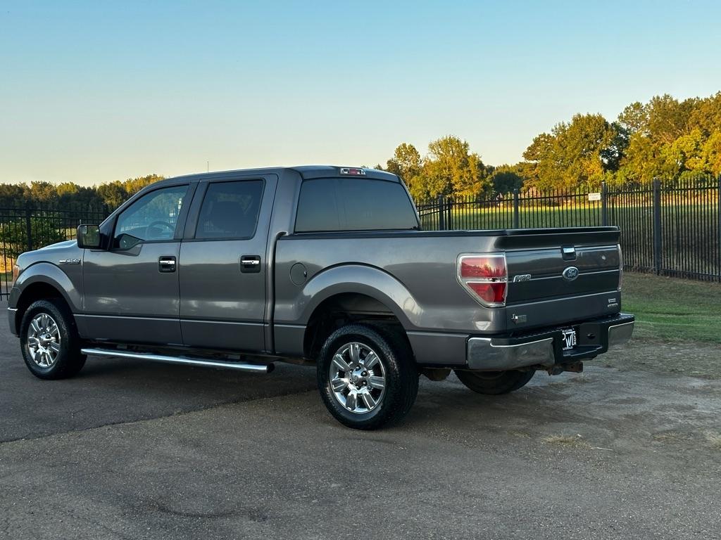 Ford F-150 XLT 2WD SuperCrew 5.5' Box 2011