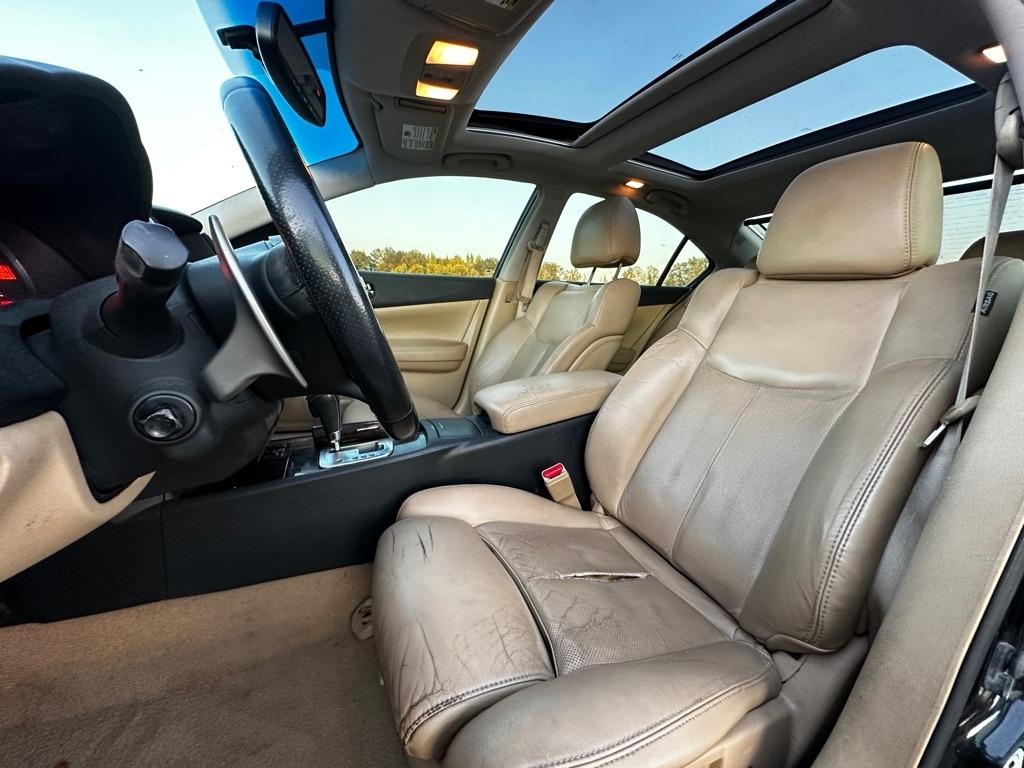 Nissan Maxima SV 2011