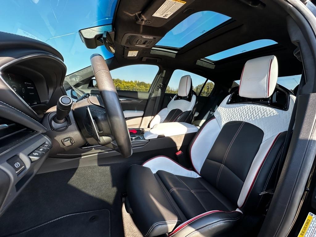 Cadillac CT5-V Blackwing Base 2023