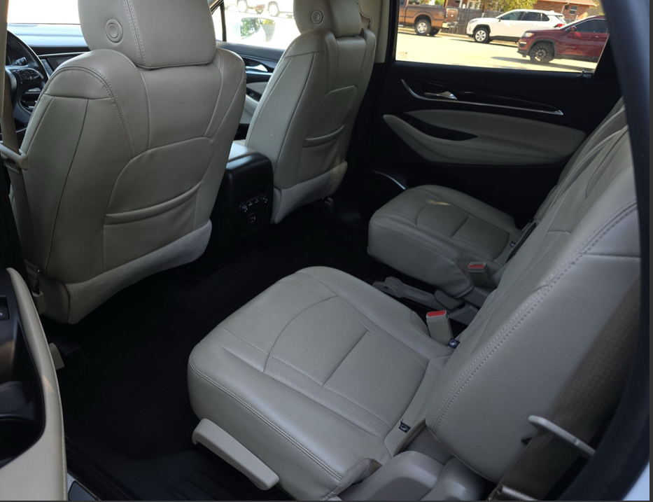 Buick Enclave Essence FWD 2019 Buick Enclave Essence FWD 2019