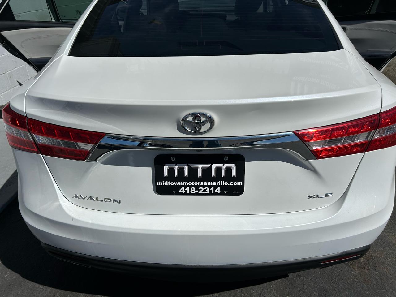 Toyota Avalon 4dr Sdn XLE Touring SE (Natl) 2015