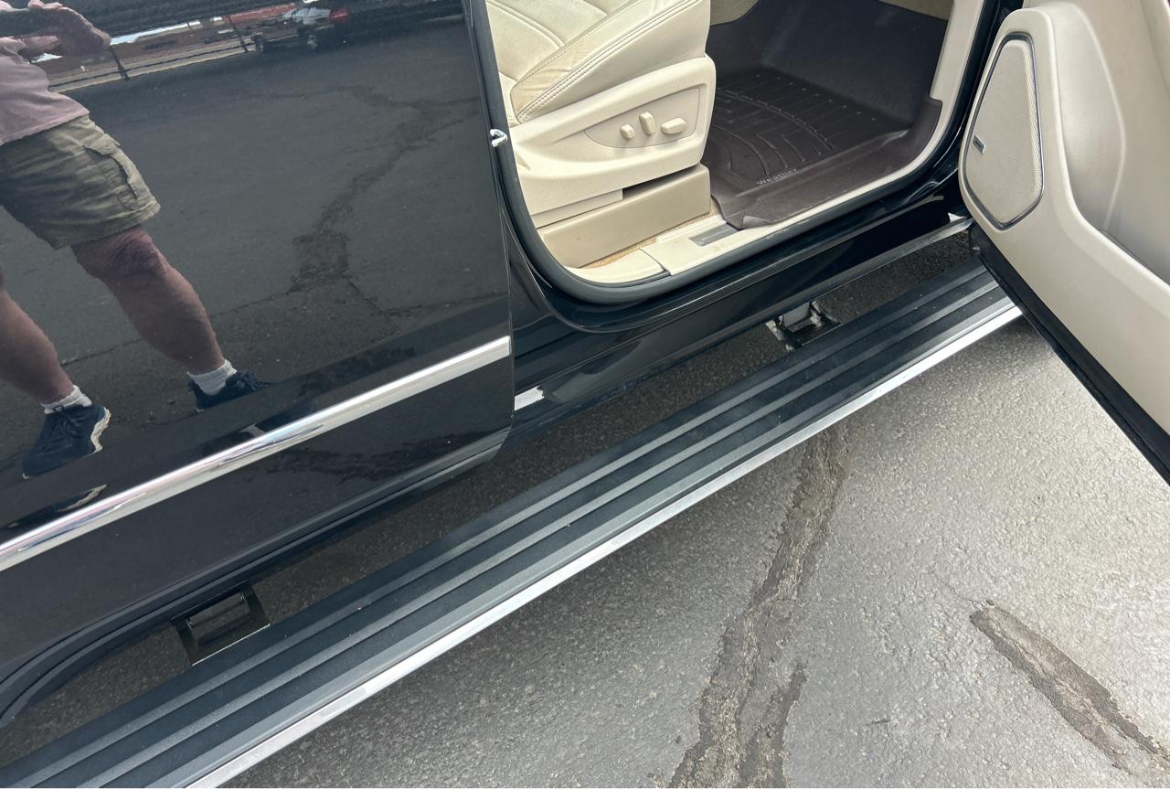 GMC Yukon Denali 4WD 2016