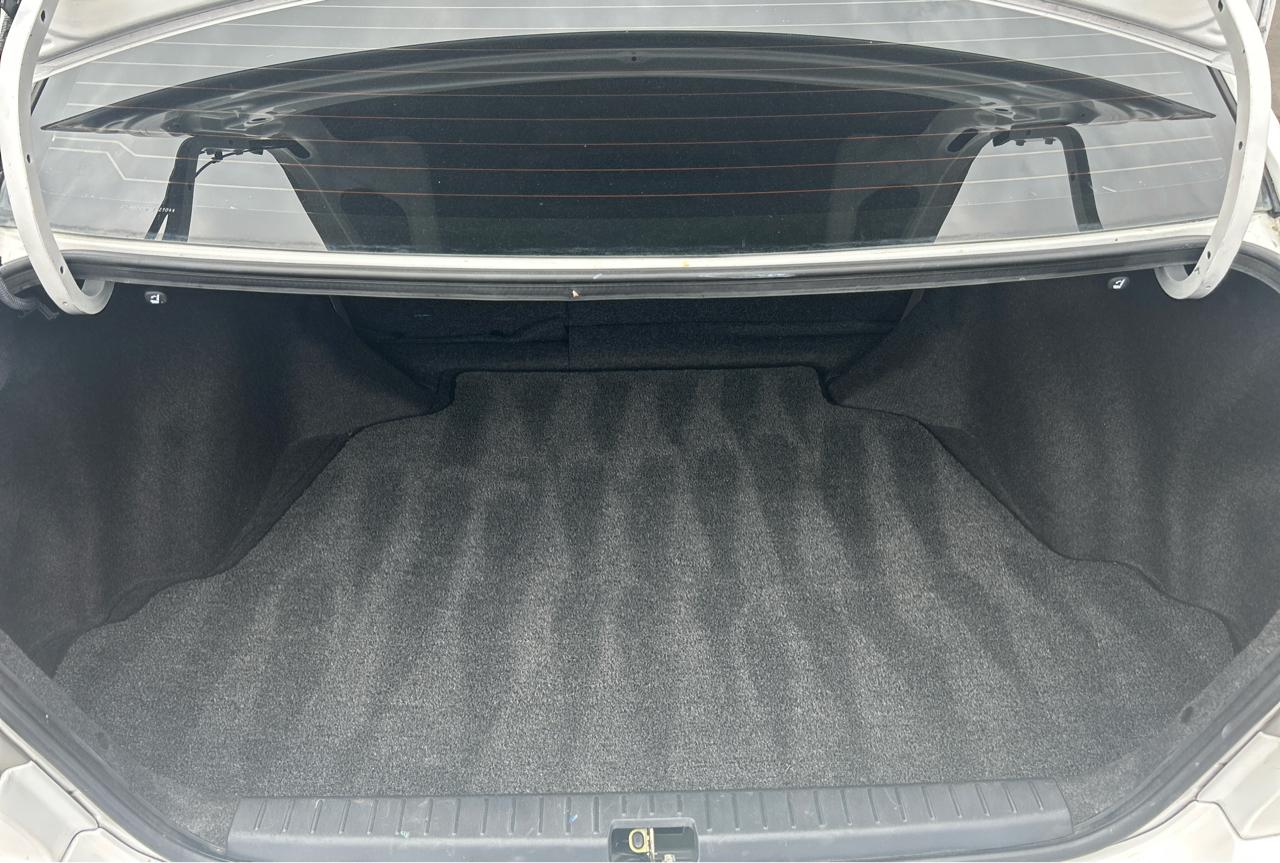 Toyota Corolla 4dr Sdn Auto LE (Natl) 2003