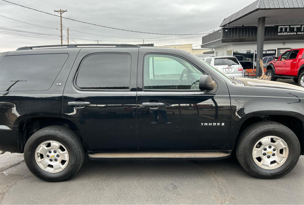 Chevrolet Tahoe LS 2WD 2009
