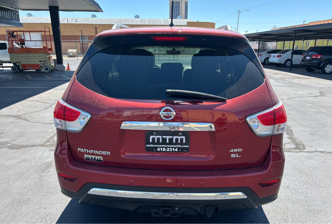 Nissan Pathfinder SV 4WD 2013