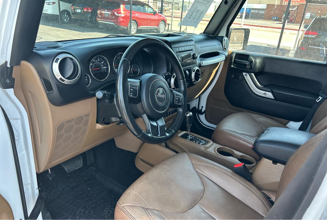Jeep Wrangler Unlimited Sahara 4WD 2017