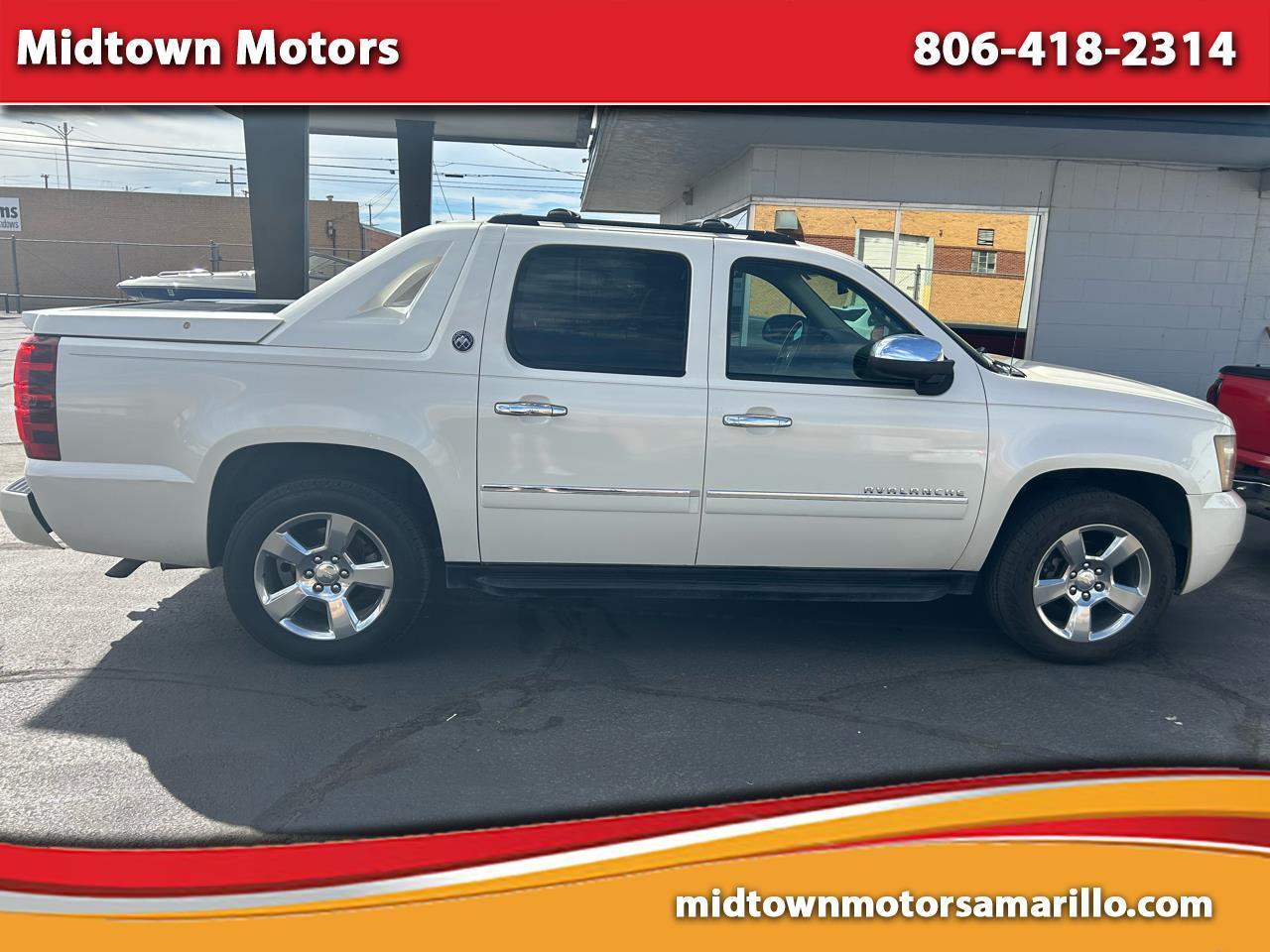 Chevrolet Avalanche LTZ 4WD 2013