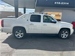 2013 Chevrolet Avalanche 