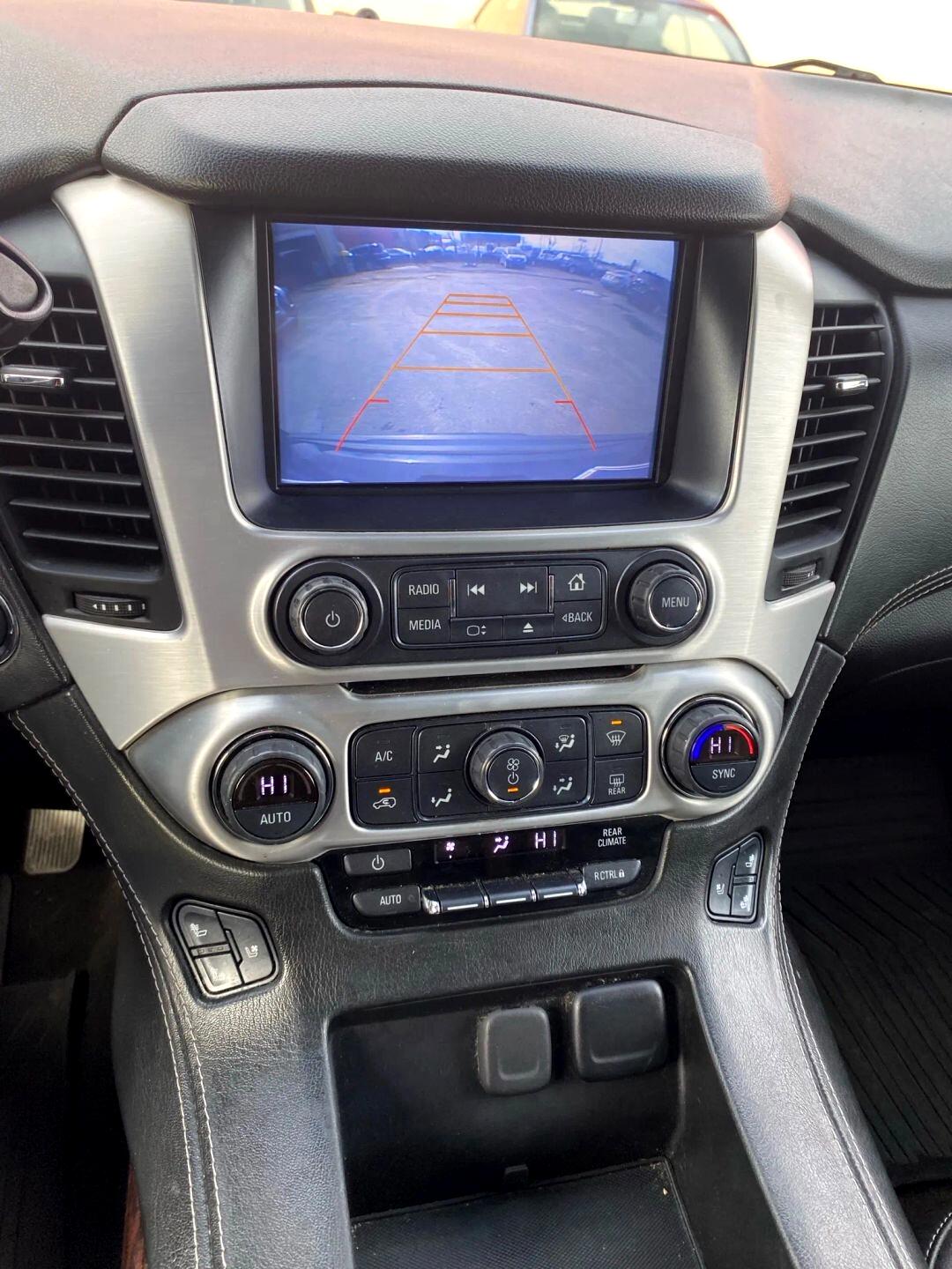 GMC Yukon SLT 4WD 2017