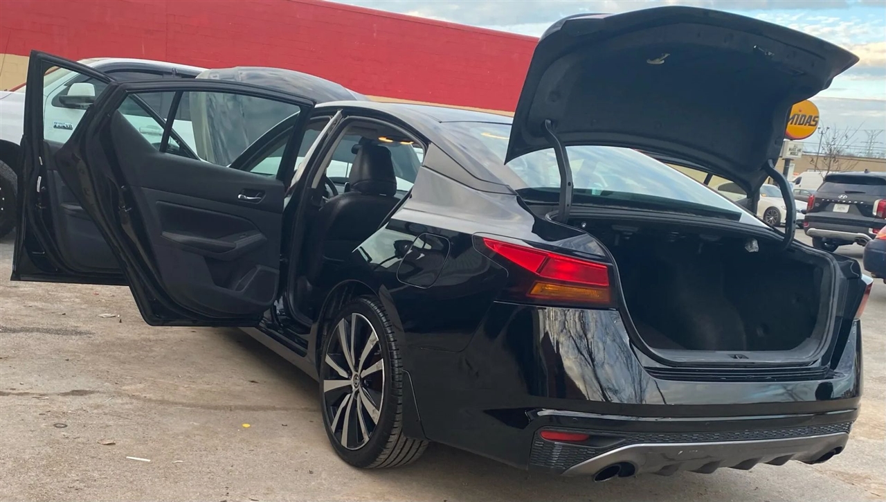 Nissan Altima VC-T SR 2021