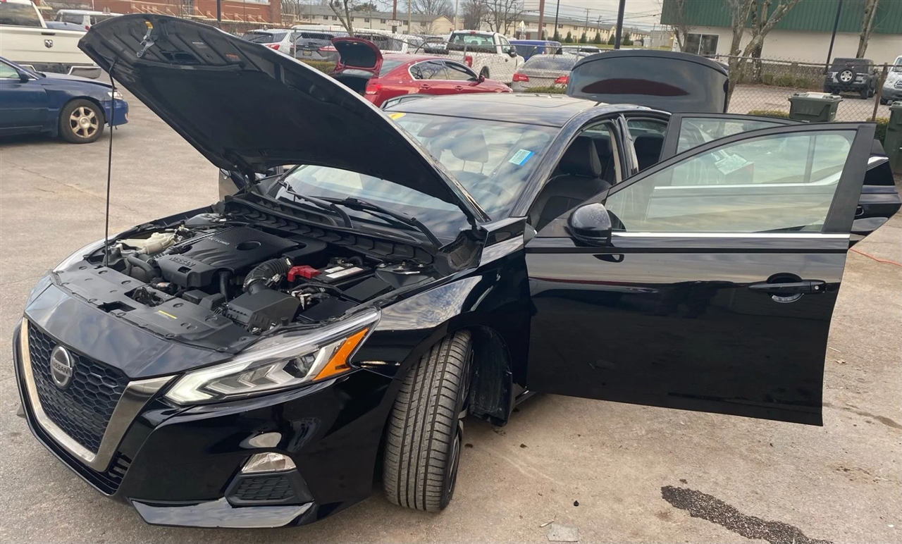 Nissan Altima VC-T SR 2021