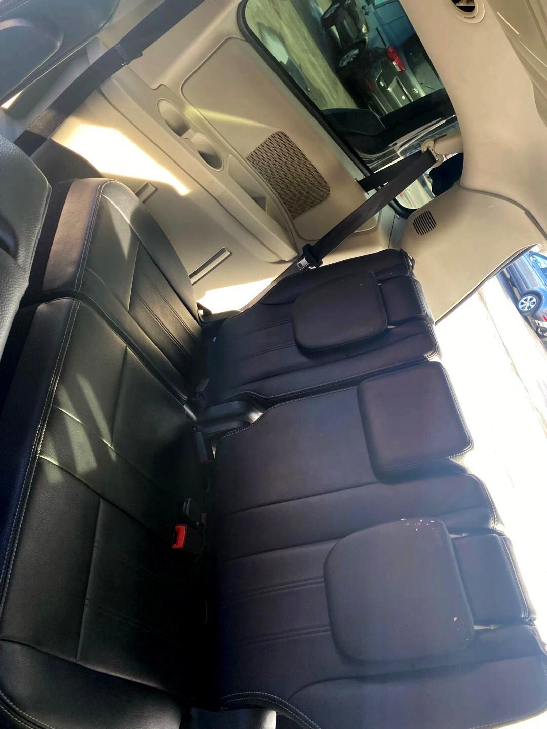 Chrysler Town & Country Touring 2016