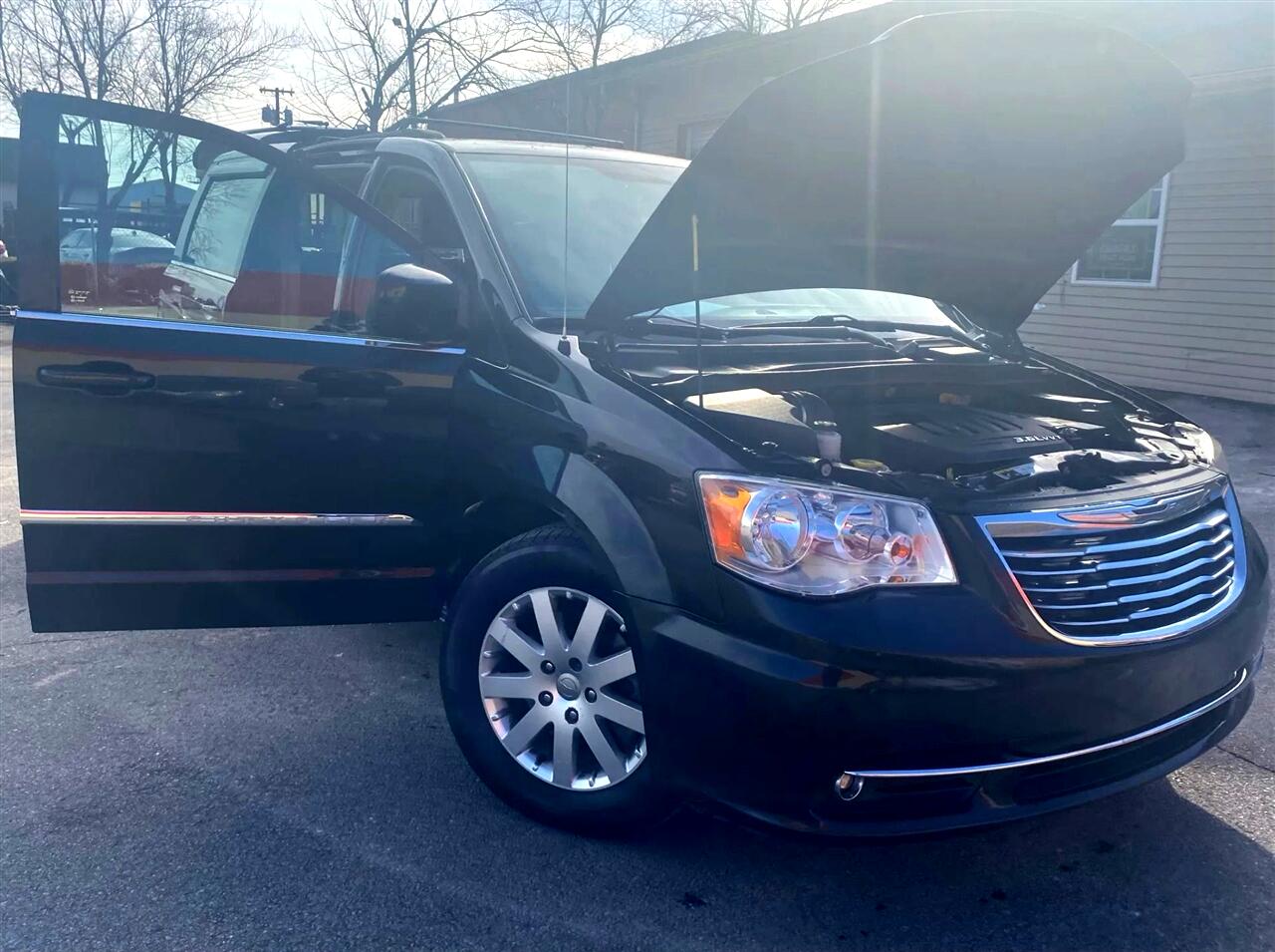 Chrysler Town & Country Touring 2016