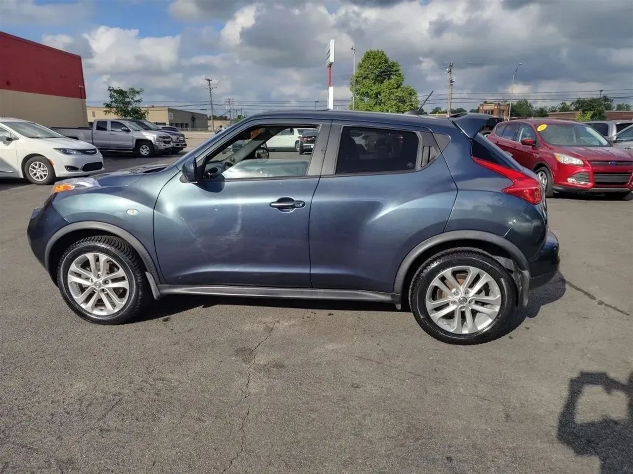 Nissan Juke SL FWD 2012