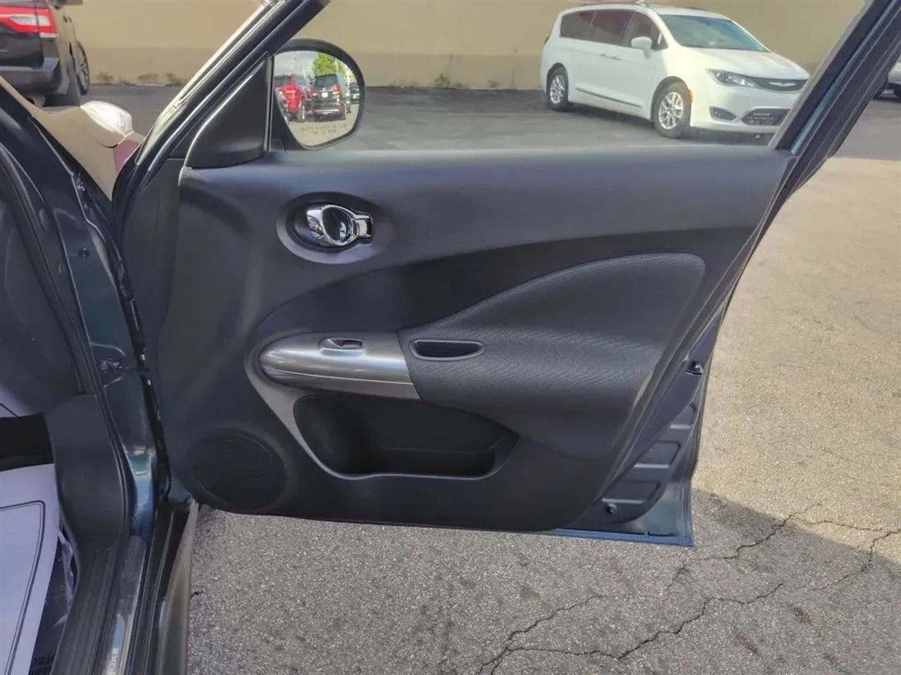 Nissan Juke SL FWD 2012