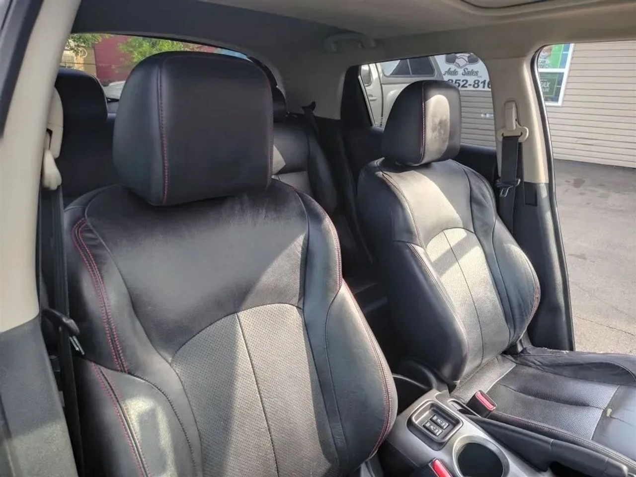 Nissan Juke SL FWD 2012