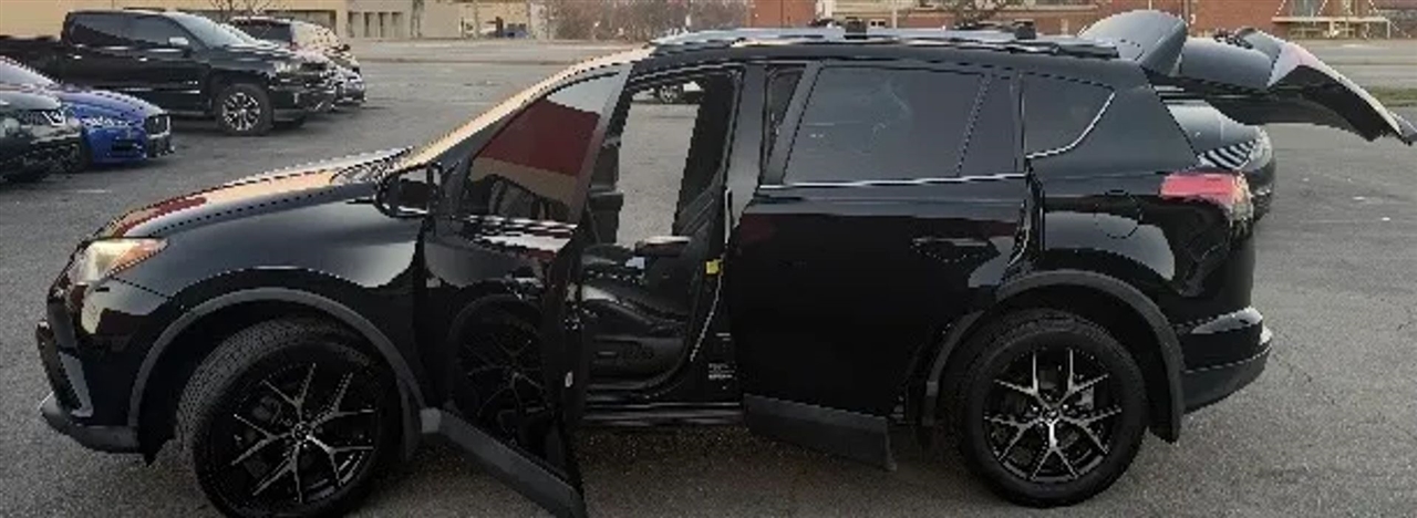 Toyota RAV4 SE 4WD 2016