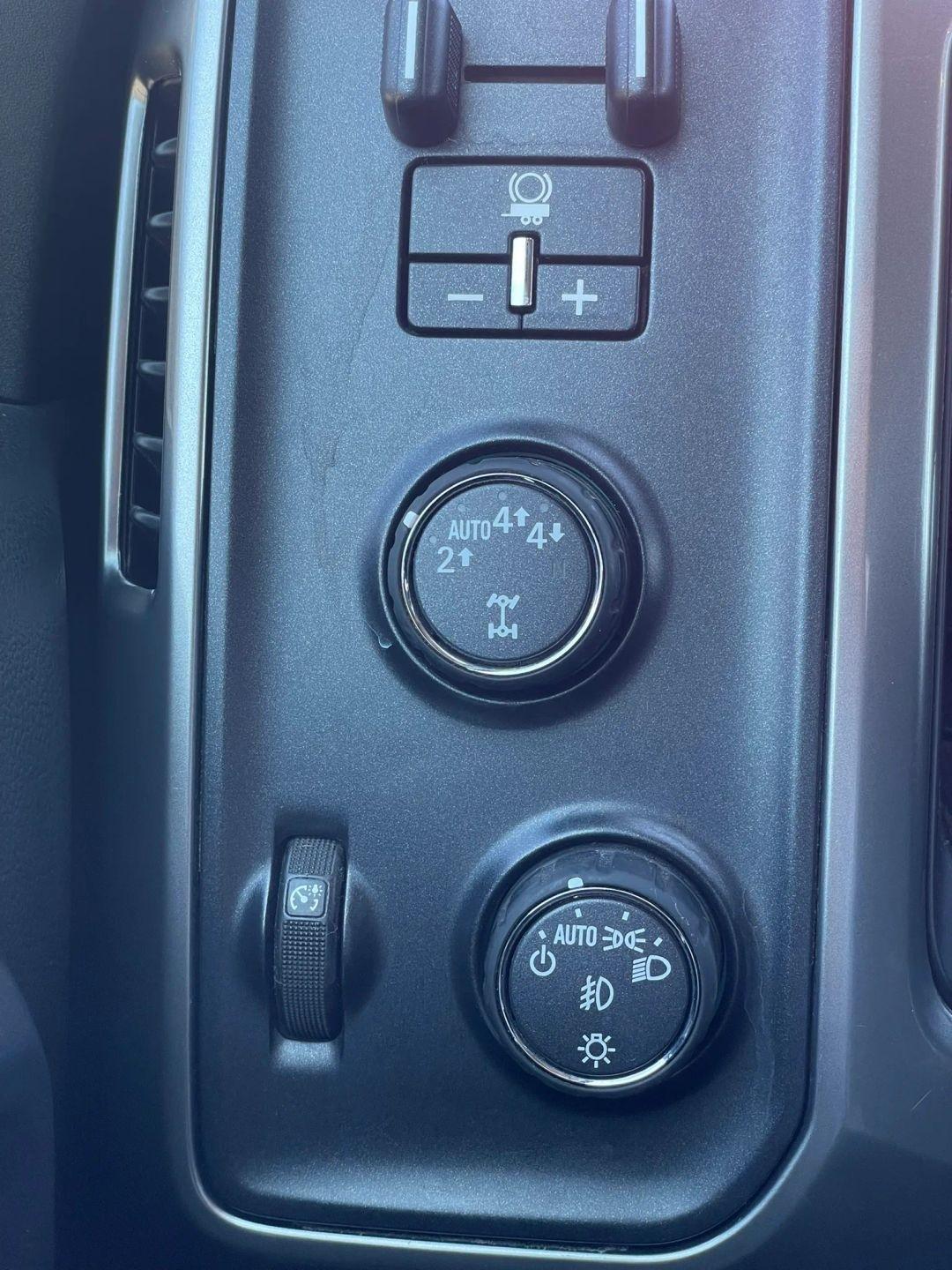 Chevrolet Silverado 1500 LT Double Cab 4WD 2018