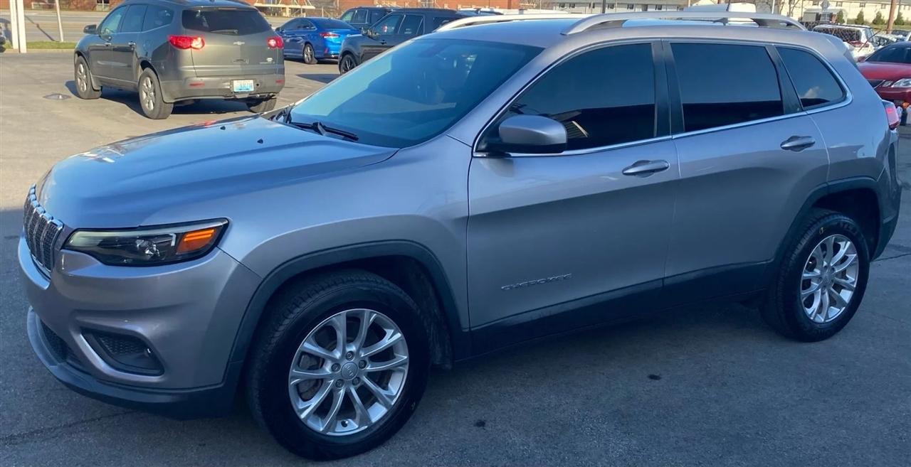 Jeep Cherokee Latitude FWD 2019