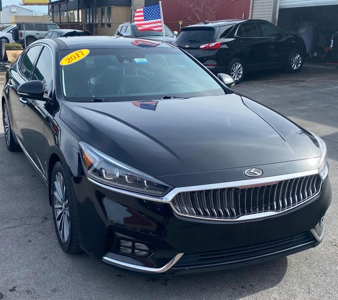 2017 Kia Cadenza Technology