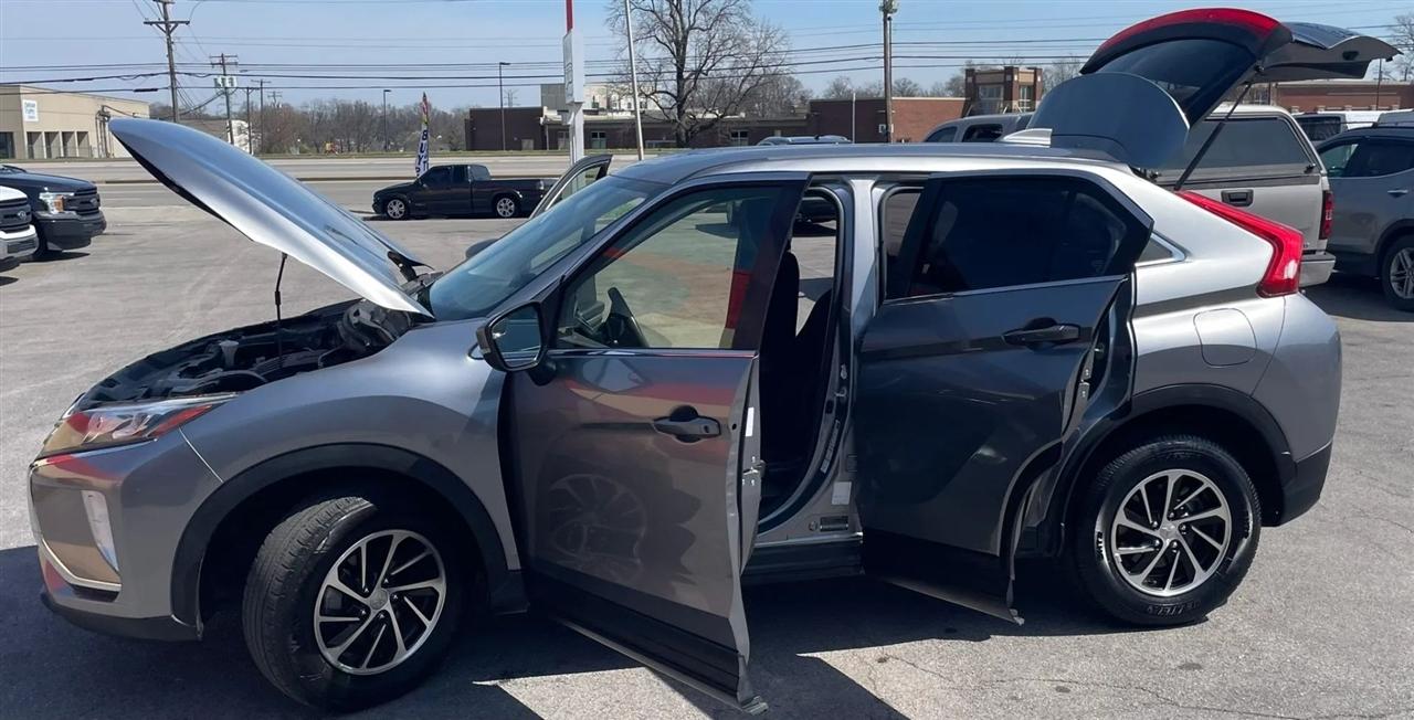 Mitsubishi Eclipse Cross ES 2020