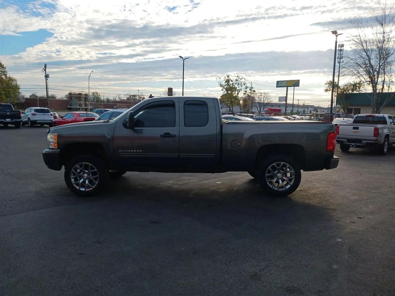 Chevrolet Silverado 1500 LT Ext. Cab 4WD 2011