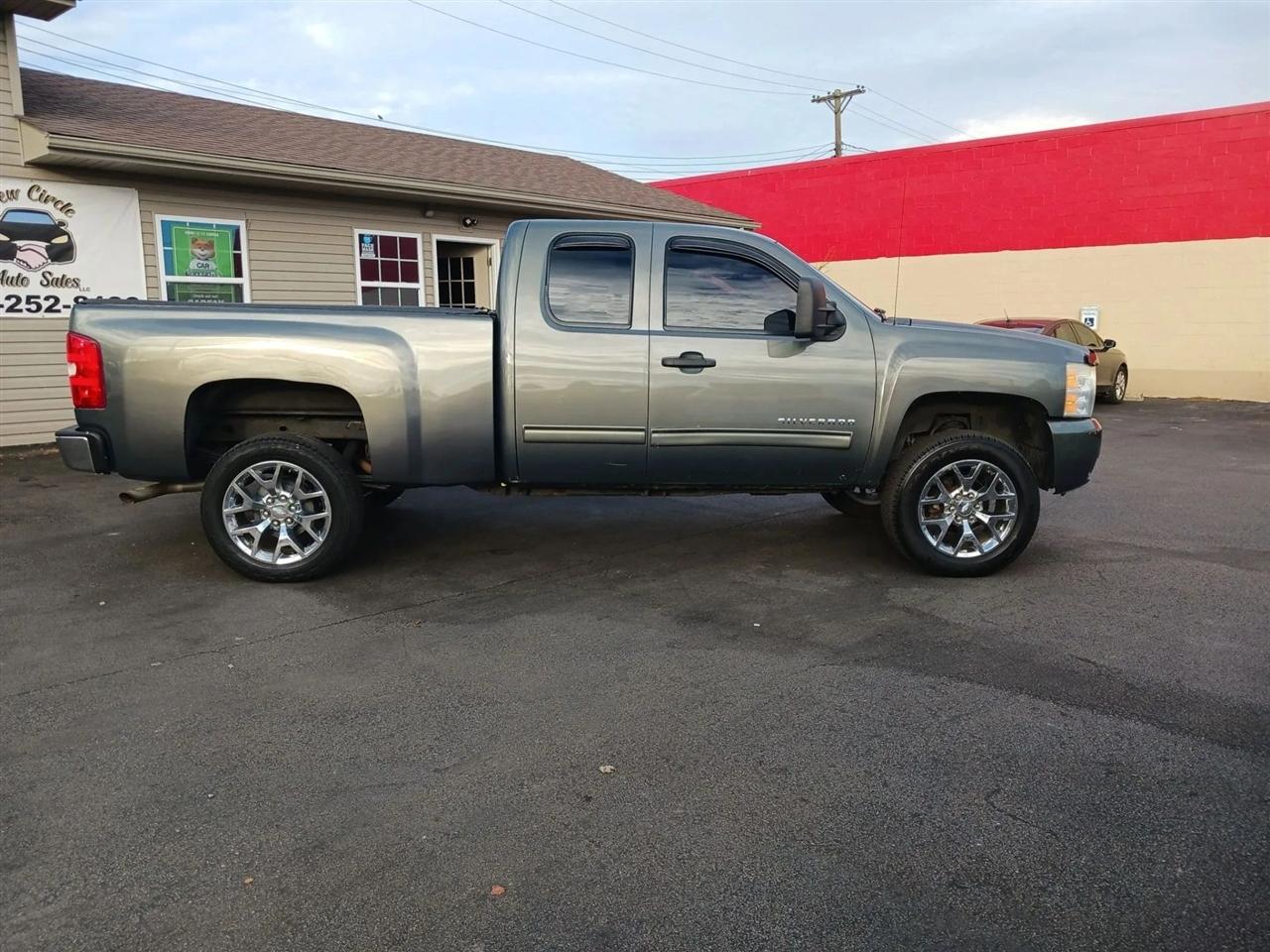 Chevrolet Silverado 1500 LT Ext. Cab 4WD 2011