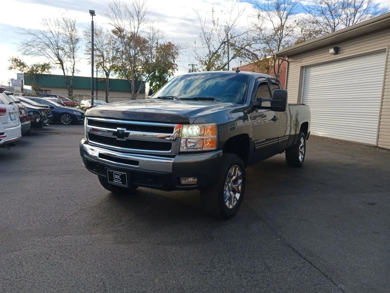 Chevrolet Silverado 1500 LT Ext. Cab 4WD 2011