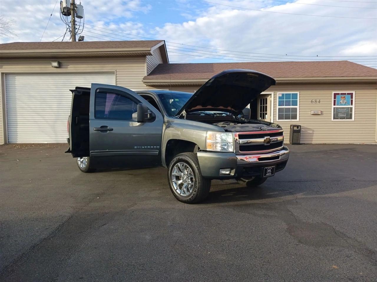 Chevrolet Silverado 1500 LT Ext. Cab 4WD 2011