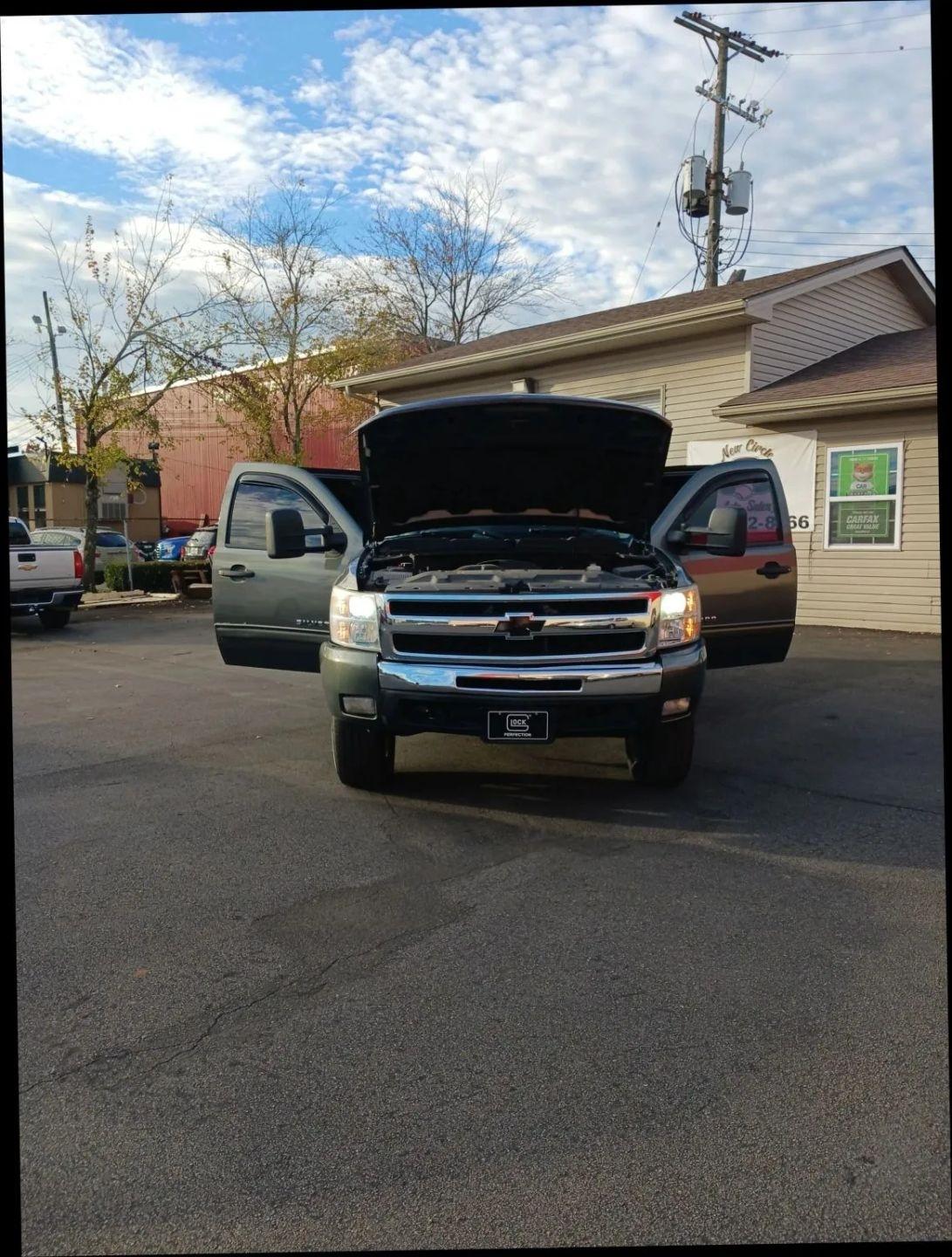 Chevrolet Silverado 1500 LT Ext. Cab 4WD 2011