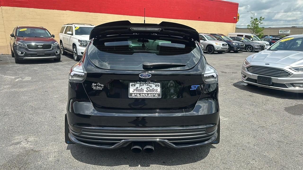 Ford Focus ST Hatch 2017