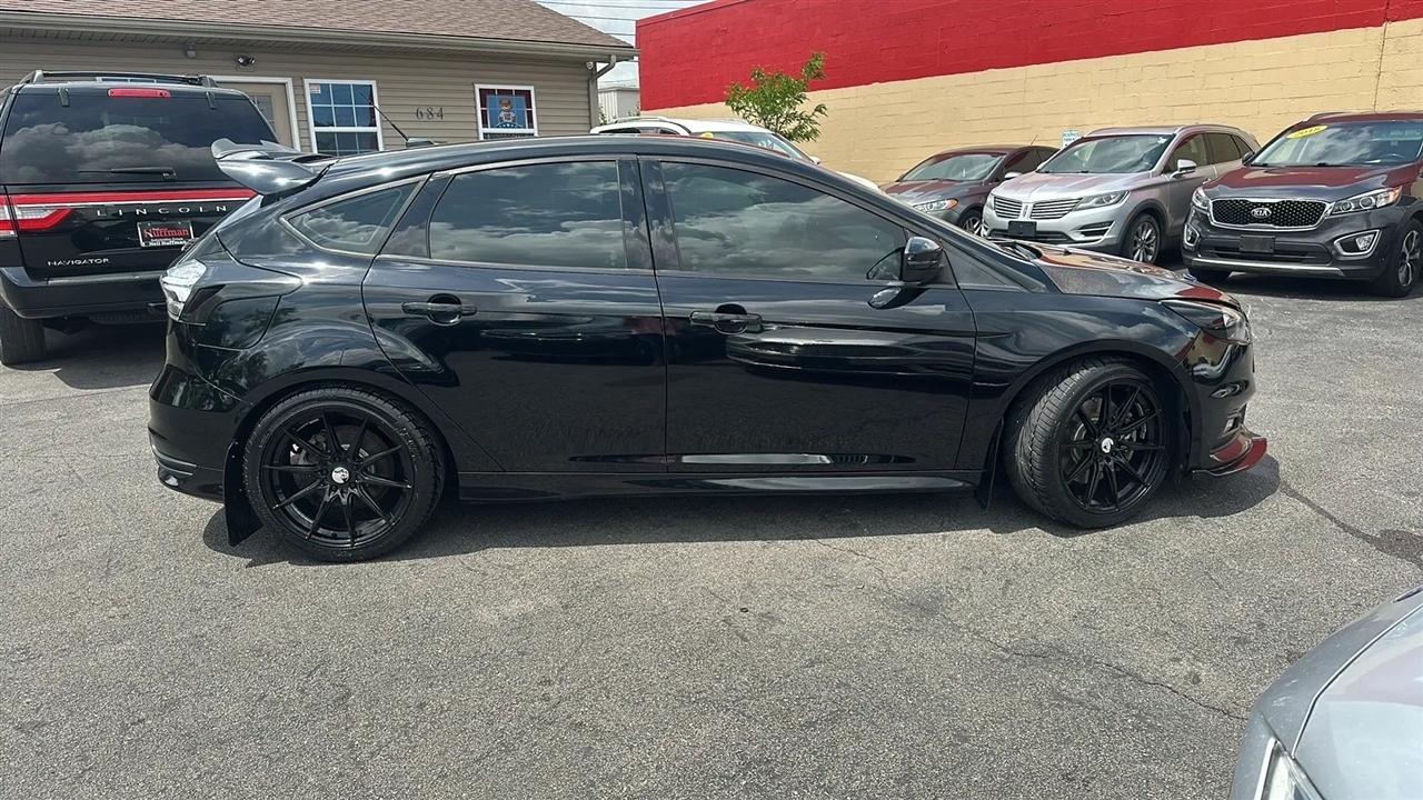 Ford Focus ST Hatch 2017