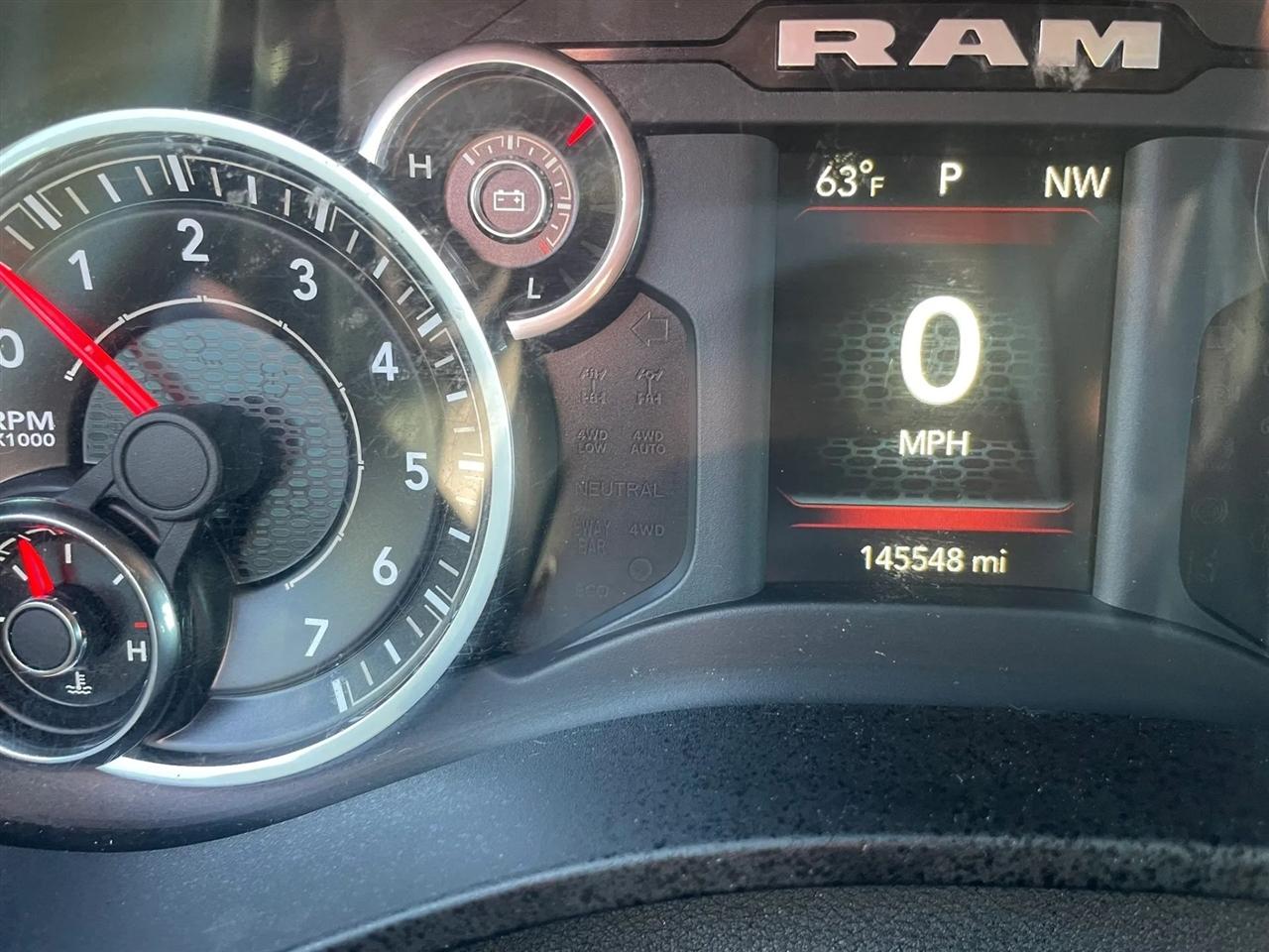 RAM 1500 Lone Star Crew Cab SB 4WD 2020