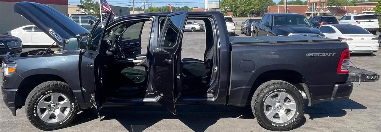 RAM 1500 Lone Star Crew Cab SB 4WD 2020