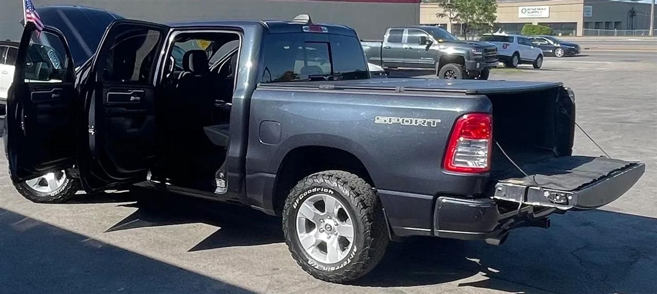 RAM 1500 Lone Star Crew Cab SB 4WD 2020
